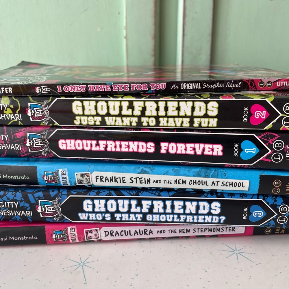 Monster high diaries ghoulfriends hardcover book lot new girls fiction novels - Picture 5 of 6